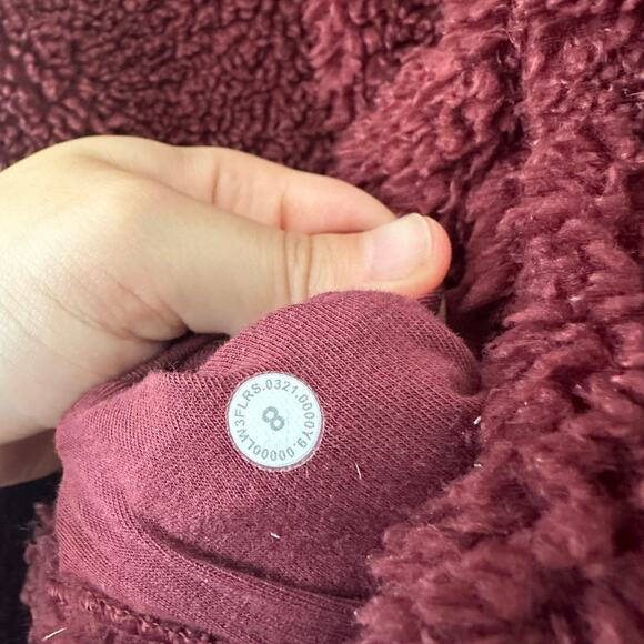 Lululemon Textured Fleece 1/2 Zip - Picture 4 of 8